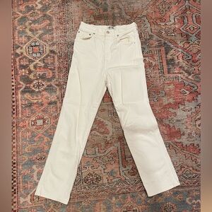 AGOLDE. Riley White straight leg cropped jeans.